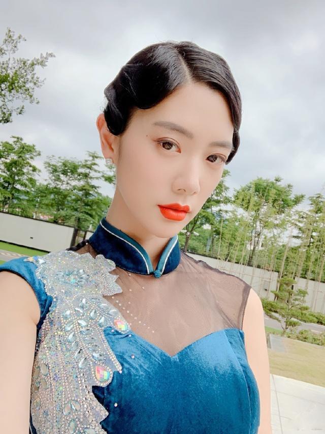 百丽推荐4
